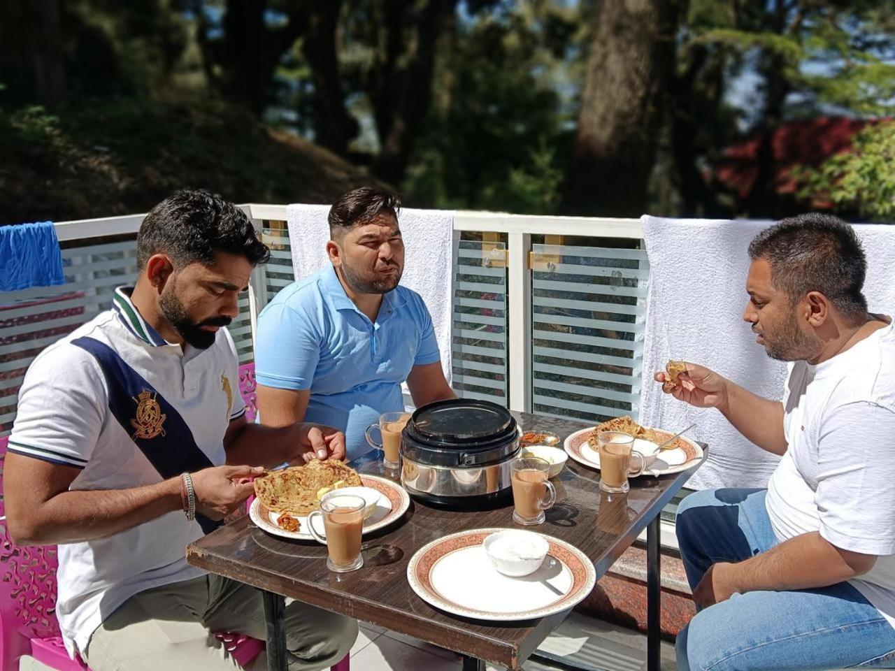 Hotel Jakhu Heights Shimla Ngoại thất bức ảnh